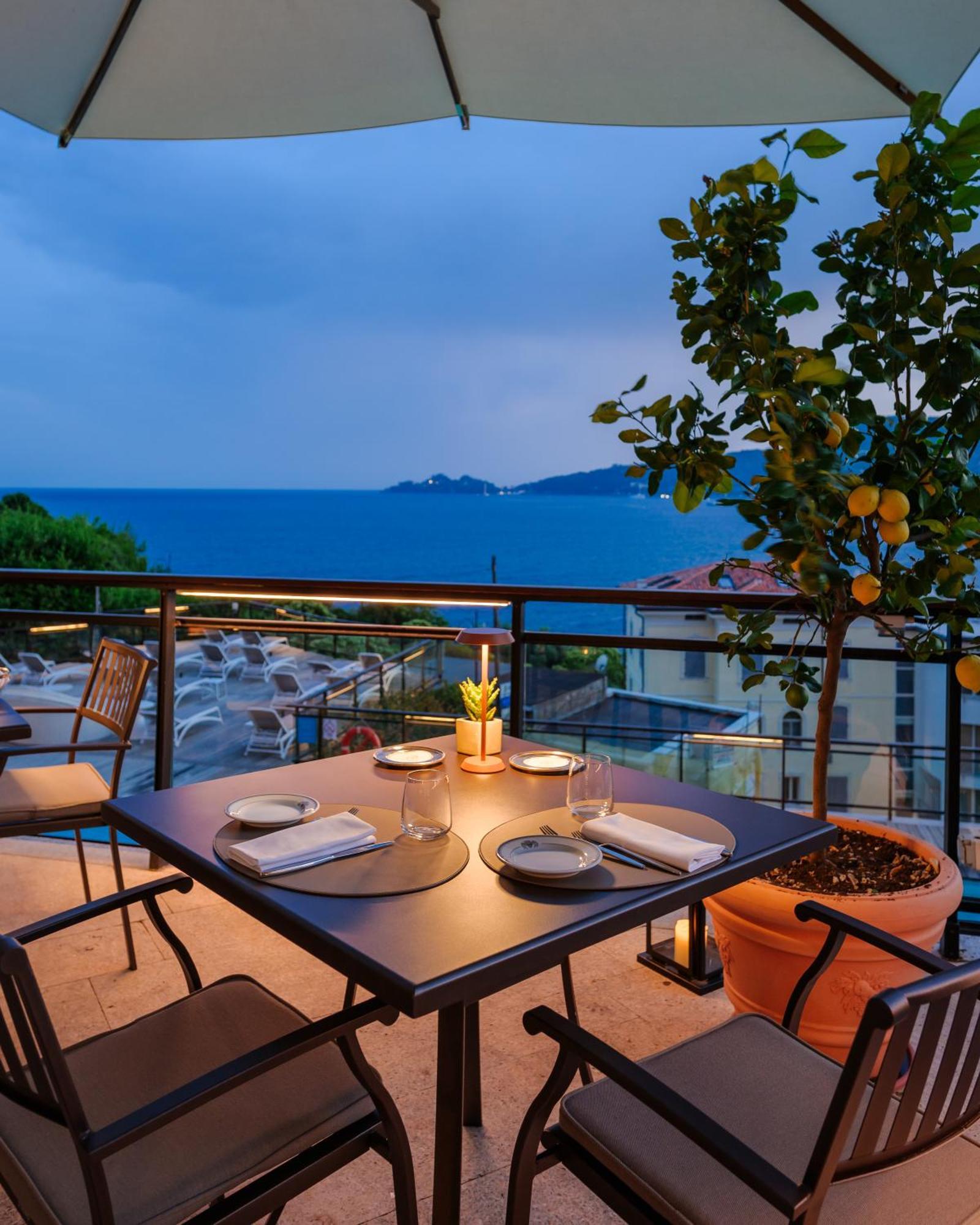 Grand Hotel Bristol Spa Resort, By R Collection Hotels Rapallo Exteriér fotografie The Terrace
