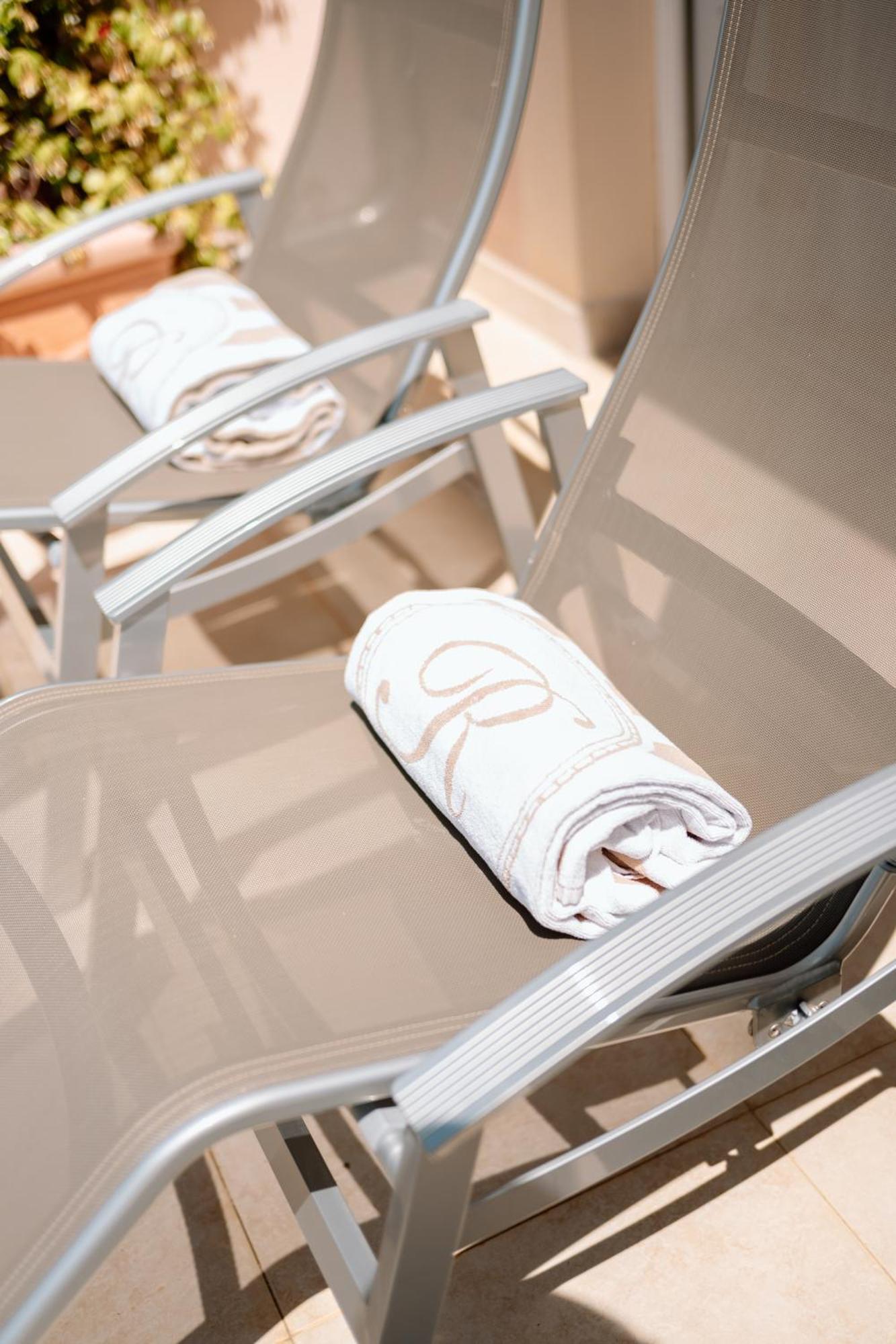 Grand Hotel Bristol Spa Resort, By R Collection Hotels Rapallo Exteriér fotografie A rolled towel